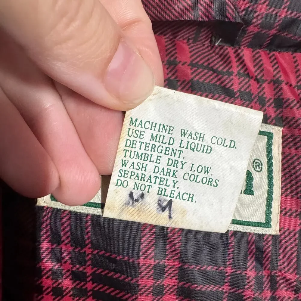 LL Bean Vest Mens‎ M Red Black Buffalo Plaid Snap Goose Down Vintage Insulated